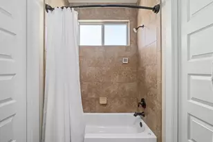 337 Golden Eagle Ln, Dripping Springs, TX 78620 - Photo 25