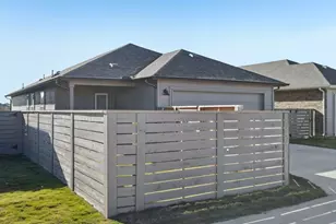 105 Rock Daisy Trl, Hutto, TX 78634 - Photo 27