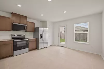 284 Feathers Street, Jarrell, TX 76537 - Photo 9
