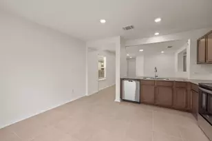 284 Feathers St, Jarrell, TX 76537 - Photo 11