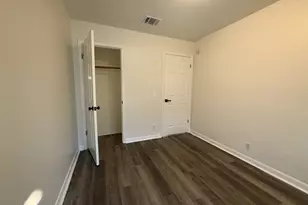 5807 Teri Rd, Austin, TX 78744 - Photo 13