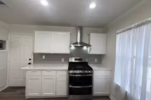 5807 Teri Rd, Austin, TX 78744 - Photo 9