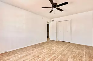 1908 Hearthstone Dr, Austin, TX 78757 - Photo 3