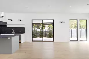 501 E 50th St, Austin, TX 78751 - Photo 9