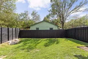 501 E 50th St, Austin, TX 78751 - Photo 23