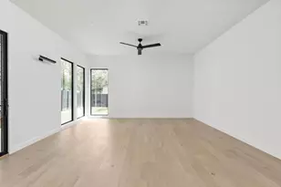 501 E 50th St, Austin, TX 78751 - Photo 9