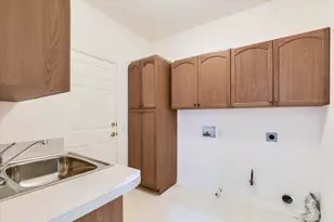 106 Ranch House Cove, Georgetown, TX 78633 - Photo 15