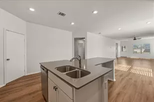 405 Doherty St, Kyle, TX 78640 - Photo 11