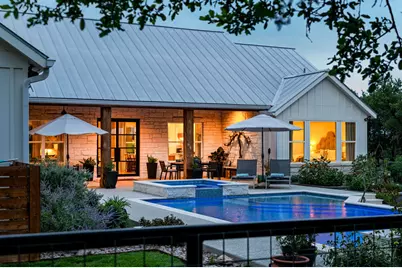 2009 Axis Circle, Fredericksburg, TX 78624 - Photo 3