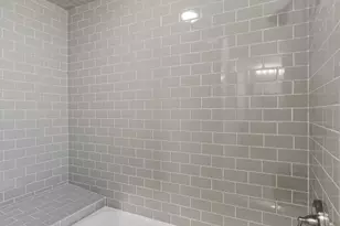 1 Crystal Springs Ct, The Hills, TX 78738 - Photo 27