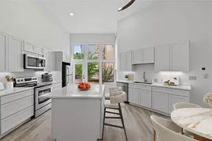 1 Crystal Springs Ct, The Hills, TX 78738 - Photo 3