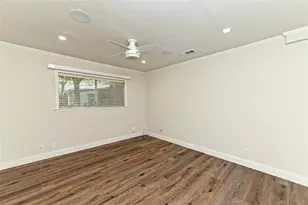 2709 W 49 1/2 St, Austin, TX 78731 - Photo 17