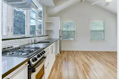 4518 Red River Street #B, Austin, TX 78751 - Photo 7