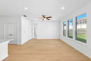 8000 Tranquil Glade Trl, Austin, TX 78744 - Photo 7