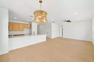 8000 Tranquil Glade Trl, Austin, TX 78744 - Photo 9