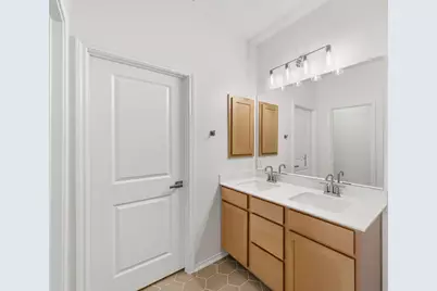 8000 Tranquil Glade Trail, Austin, TX 78744 - Photo 19