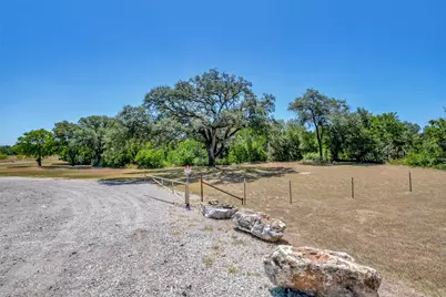 301 Fm 1660 Road, Hutto, TX 78634 - Photo 17