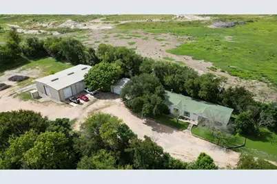 301 Fm 1660 Road, Hutto, TX 78634 - Photo 21