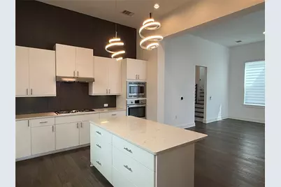 6117 Seville Drive, Austin, TX 78724 - Photo 9