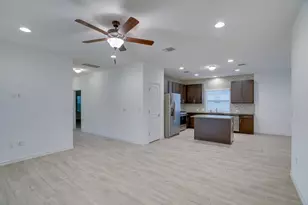 9015 Looksee Ln, Austin, TX 78744 - Photo 5