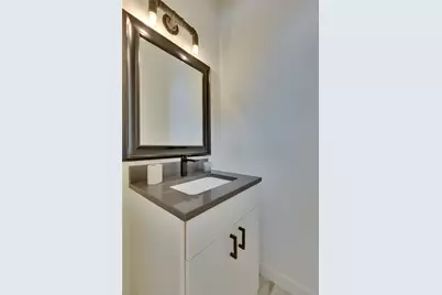 808 E Lydia Street, Austin, TX 78702 - Photo 11