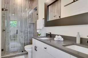 808 E Lydia St, Austin, TX 78702 - Photo 15