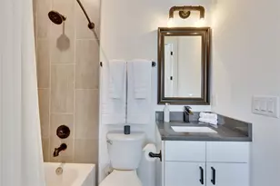 808 E Lydia St, Austin, TX 78702 - Photo 37