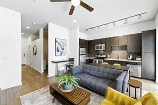 1900 Barton Springs Rd, Austin, TX 78704 - Photo 5