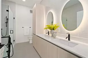 2209 S 1st St, Austin, TX 78704 - Photo 13