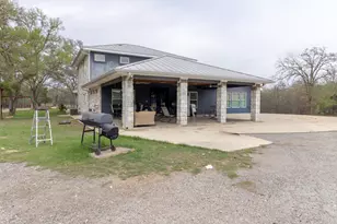 319 Lonesome Dove Dr, Cedar Creek, TX 78612 - Photo 31