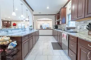 319 Lonesome Dove Dr, Cedar Creek, TX 78612 - Photo 9