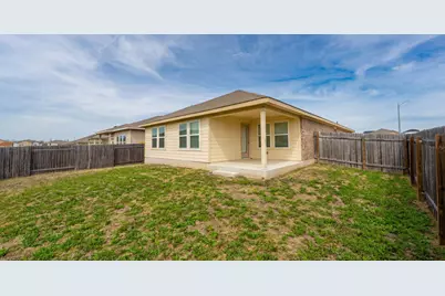 1003 Round Bale Road, Hutto, TX 78634 - Photo 13