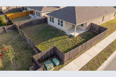 1003 Round Bale Road, Hutto, TX 78634 - Photo 5