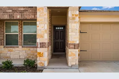 1003 Round Bale Road, Hutto, TX 78634 - Photo 11