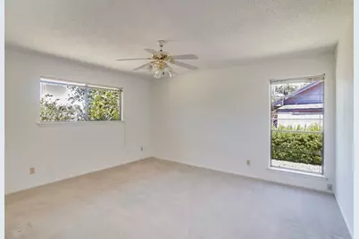 10512 Timbercrest Lane, Austin, TX 78750 - Photo 17