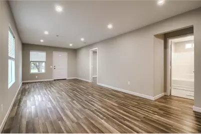 108 Irene Street, Elgin, TX 78621 - Photo 5