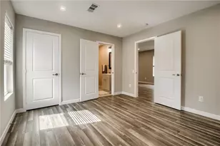 108 Irene St, Elgin, TX 78621 - Photo 9