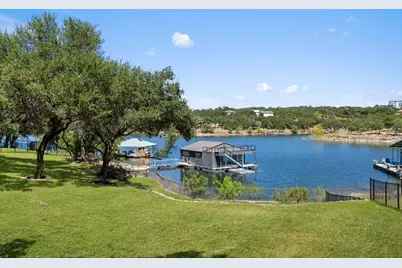 909 Brooks Hollow Road, Lakeway, TX 78734 - Photo 21
