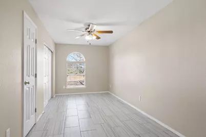 2301 Red Bird Cove, Lago Vista, TX 78645 - Photo 27