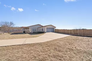 2301 Redbird Cove, Lago Vista, TX 78645 - Photo 3