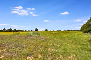2187 Hwy 290 E, McDade, TX 78650 - Photo 21