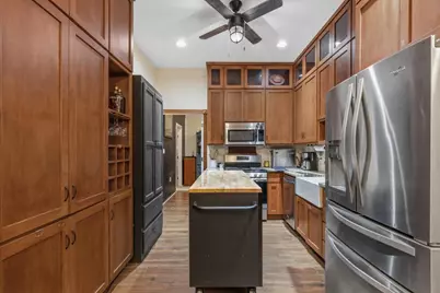 2187 Highway 290 E, McDade, TX 78650 - Photo 15