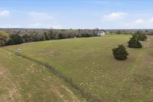 2187 Hwy 290 E, McDade, TX 78650 - Photo 37