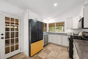 900 Austin Highlands Blvd, Austin, TX 78745 - Photo 9