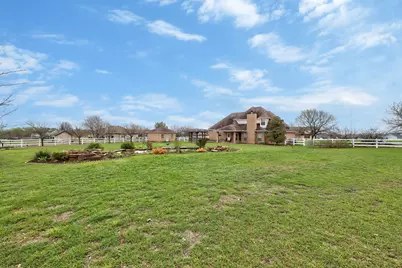 202 Highpoint Way, Georgetown, TX 78626 - Photo 37