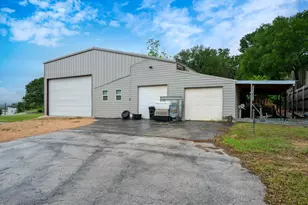 401 Crestview Dr, Marble Falls, TX 78654 - Photo 35