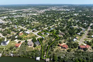 401 Crestview Dr, Marble Falls, TX 78654 - Photo 1