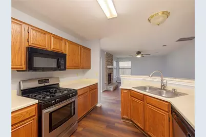 809 Riverlawn Drive, Round Rock, TX 78681 - Photo 17