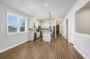 373 Victoria Peak Loop, Dripping Springs, TX 78620 - Photo 7