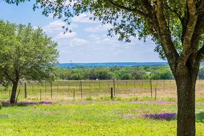 283 Hallford, Fredericksburg, TX 78624 - Photo 31